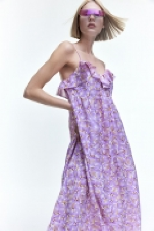 Ärmelloses V-Kleid CHF 14.95