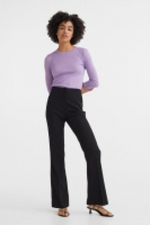 Ausgestellte Hose CHF 22.95