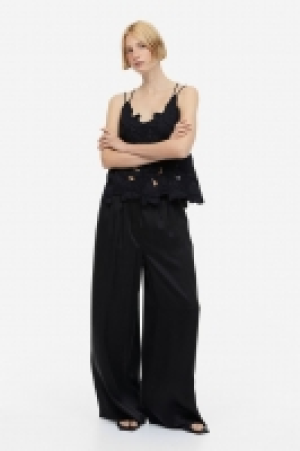 Top mit Stickereien CHF 39.95