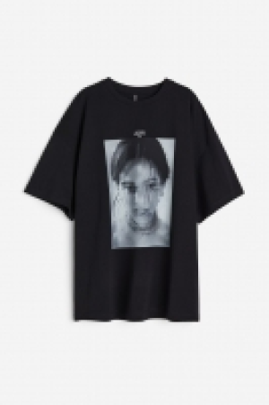 Oversized T-Shirt mit Print CHF 7.95