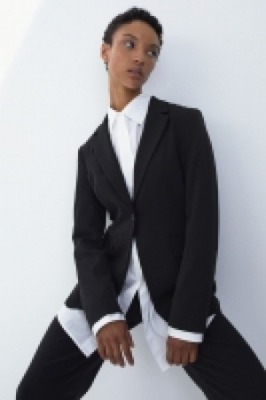 Taillierter Blazer CHF 33.95