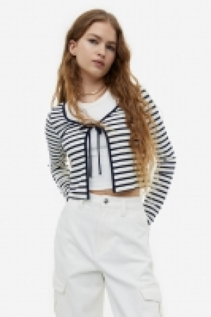Cardigan mit Bindebändern CHF 7.95