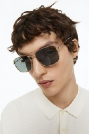 Polarisierende Sonnenbrille CHF 17.95