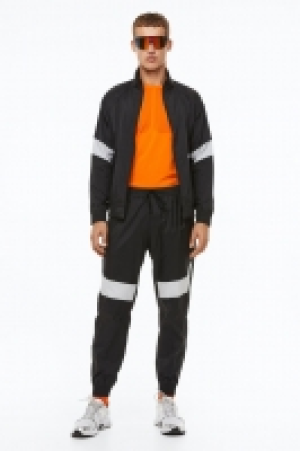 Wasserabweisende Sporthose CHF 34.95