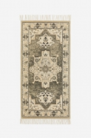 Gemusterter Teppich mit Fransen CHF 25.95