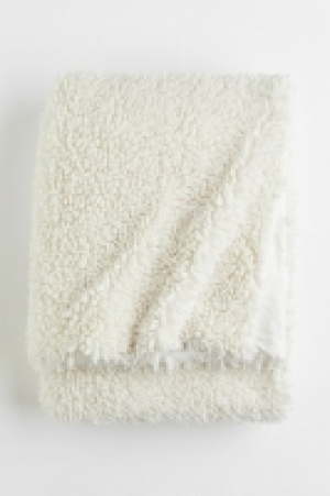 Kuscheldecke aus Plüsch CHF 55.95