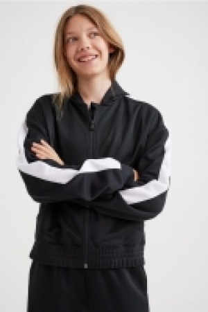 Sportjacke mit Kapuze CHF 14.95