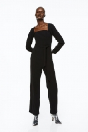 Figurbetonter Jumpsuit CHF 48.95