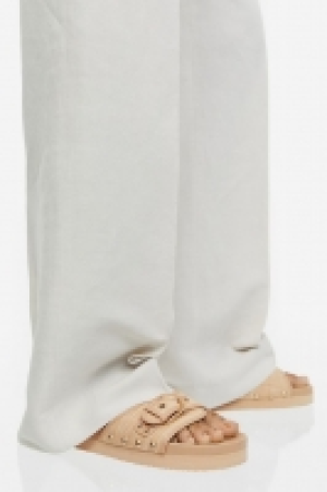 Sandalen mit Nieten CHF 19.95