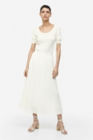 Plisseejupe aus Chiffon CHF 29.95