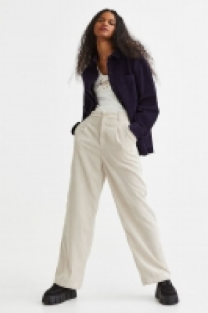 Weite Cordhose CHF 14.95
