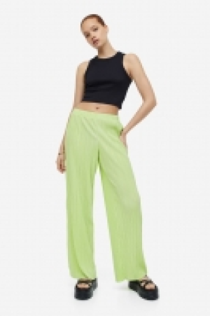 Jerseyhose aus plissiertem Jersey CHF 22.95
