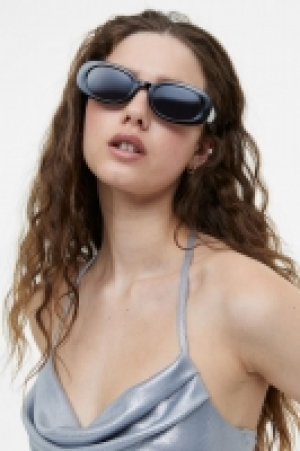 Ovale Sonnenbrille CHF 7.95