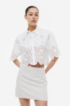 Bluse mit Broderie Anglaise CHF 14.95