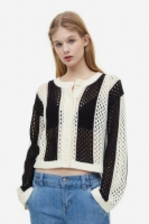 Cardigan in Ajourstrick CHF 14.95