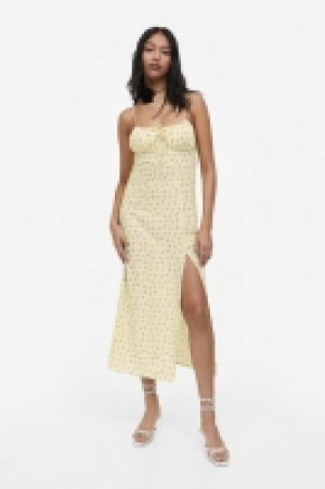 Kleid mit Bindedetail CHF 17.95