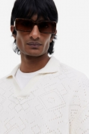 Rechteckige Sonnenbrille CHF 2.95