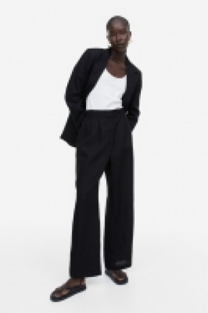 Weite Hose aus Leinenmix CHF 39.95