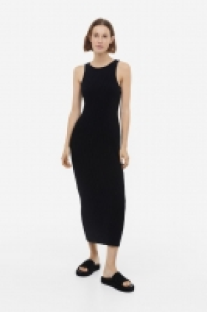 Geripptes Kleid aus Seidenmix CHF 89.95