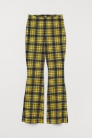 Jazzpants mit Schlitz