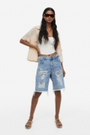 HM  Bermuda Low Shorts