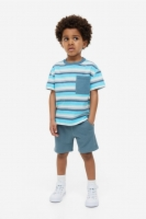 2-teiliges Set mit T-Shirt und Shorts CHF 9.95