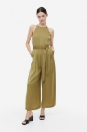 Jumpsuit aus Satin CHF 17.95