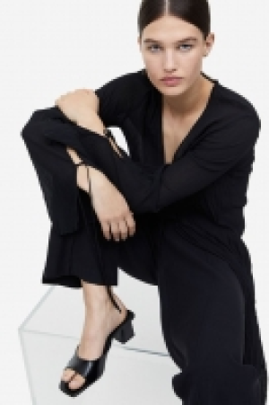 Mules mit Absatz CHF 18.95