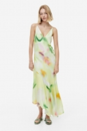 HM  Slipkleid mit asymmetrischem Saum