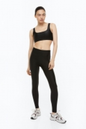 Sport-BH aus DryMove Medium Support CHF 13.95