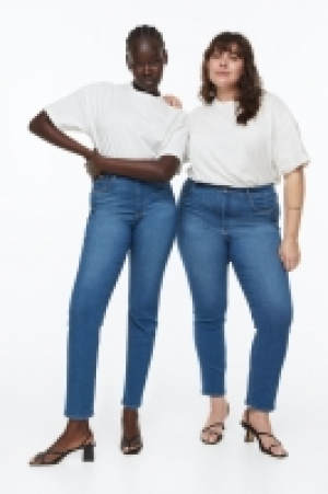 True To You Slim High Jeans CHF 59.95