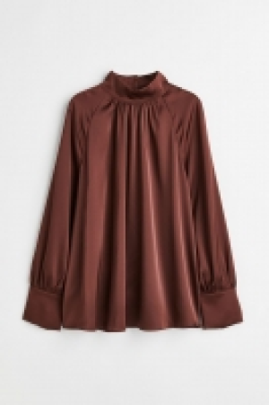 Satinbluse mit Ballonärmeln