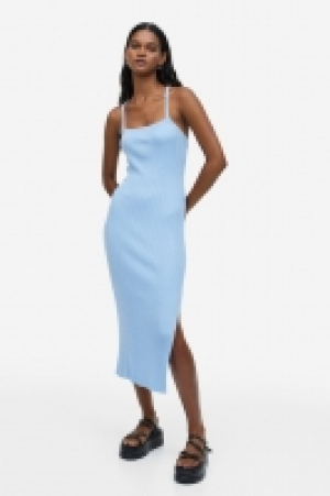 Rückenfreies Kleid aus Rippstrick CHF 19.95