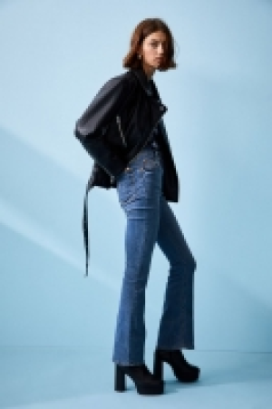 Flared High Jeans CHF 19.95