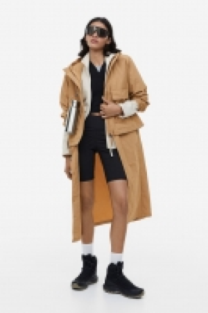 HM  Wasserabweisende, längenverstellbare Outdoorjacke