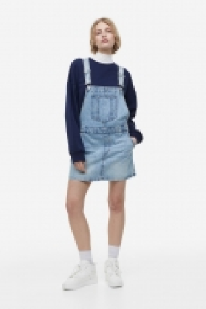 HM  Latzjupe aus Denim