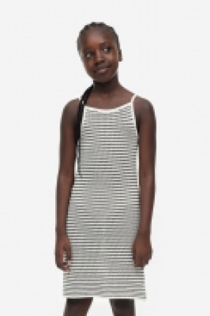 HM  Strickkleid im Häkellook