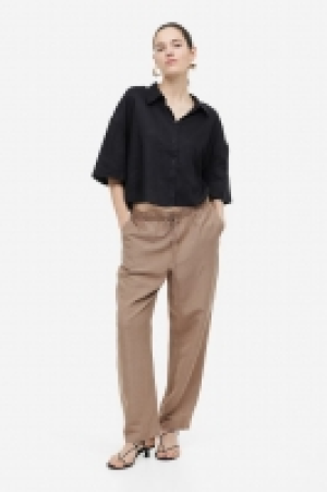 HM  Schmal zulaufende Hose aus Leinenmix