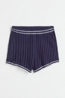 HM  Shorts in Rippenstrick