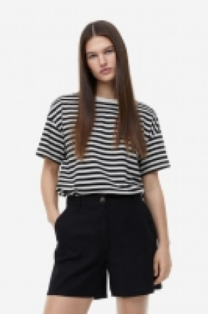 Shorts aus Leinenmix