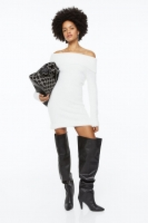 HM  Flauschiges Off-Shoulder-Kleid