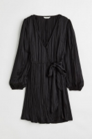 Wickelkleid mit Ballonärmeln CHF 25.95