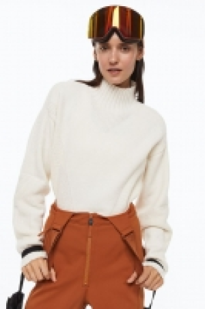 Warmer Pullover mit Turtleneck CHF 41.95