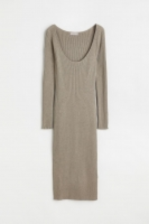 Geripptes Strickkleid CHF 22.95