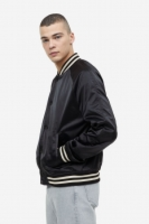 Baseballjacke aus Satin CHF 41.95