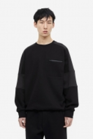 Sweatshirt mit Tasche Relaxed Fit CHF 23.95