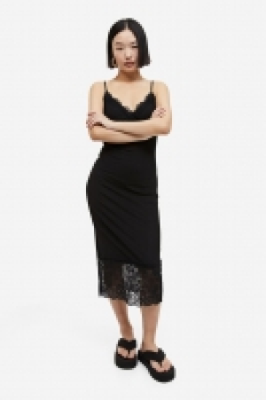 HM  Meshkleid mit Spitzenbesatz