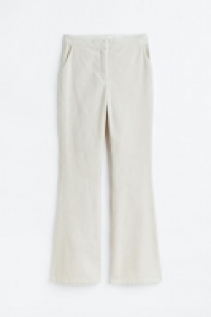 Ausgestellte Cordhose CHF 25.95