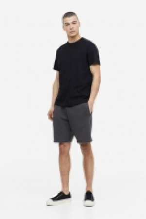 HM  Sweatshorts in Regular Fit