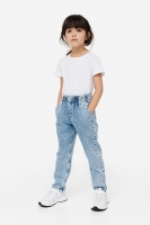 Relaxed Fit Jeans CHF 16.95